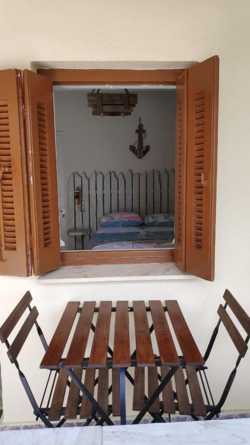 Helena'S Rooms Kassiopi Exteriör bild